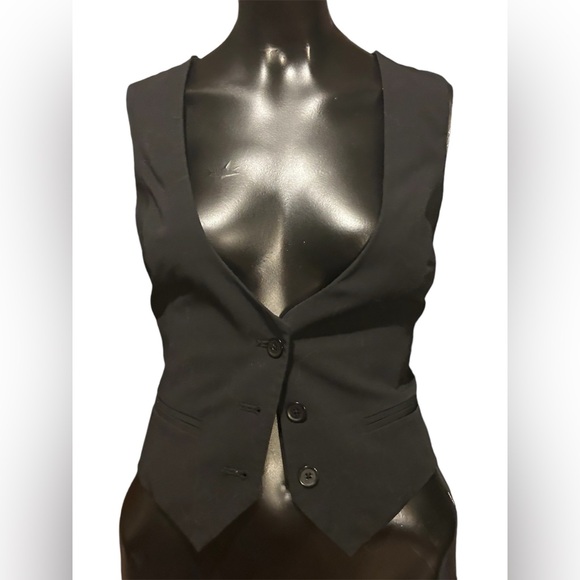 Mossimo black vest. 3 buttons, front non working pockets. Lace up back - Picture 1 of 5